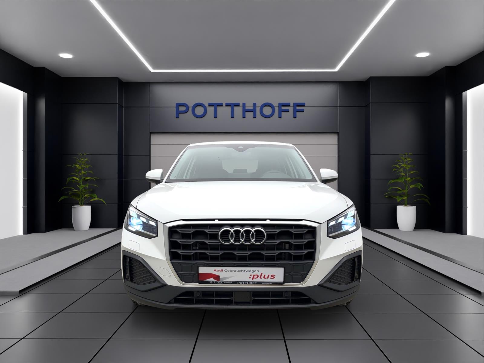 Audi Q2 30 TFSi Matrix Virtual Parkassist