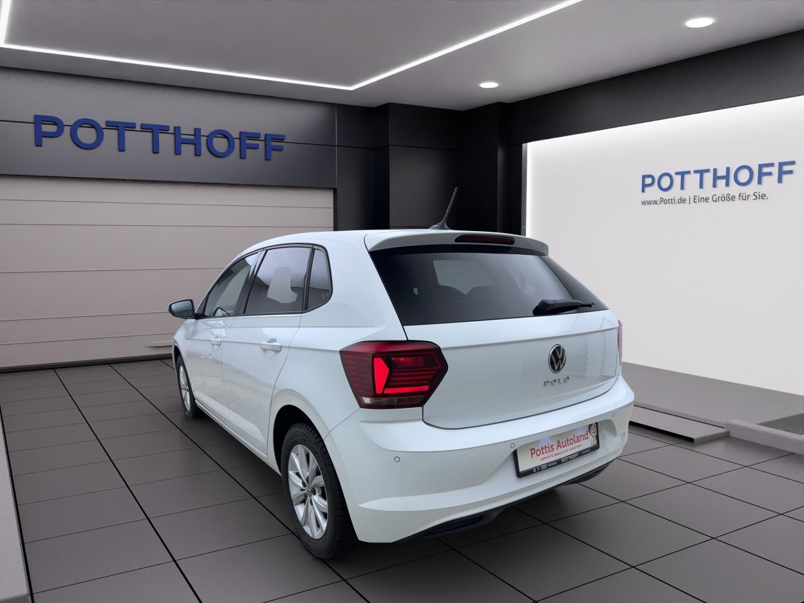 Volkswagen Polo 1.0 TSI HIGHLINE NAVI ACC PDC WINTER