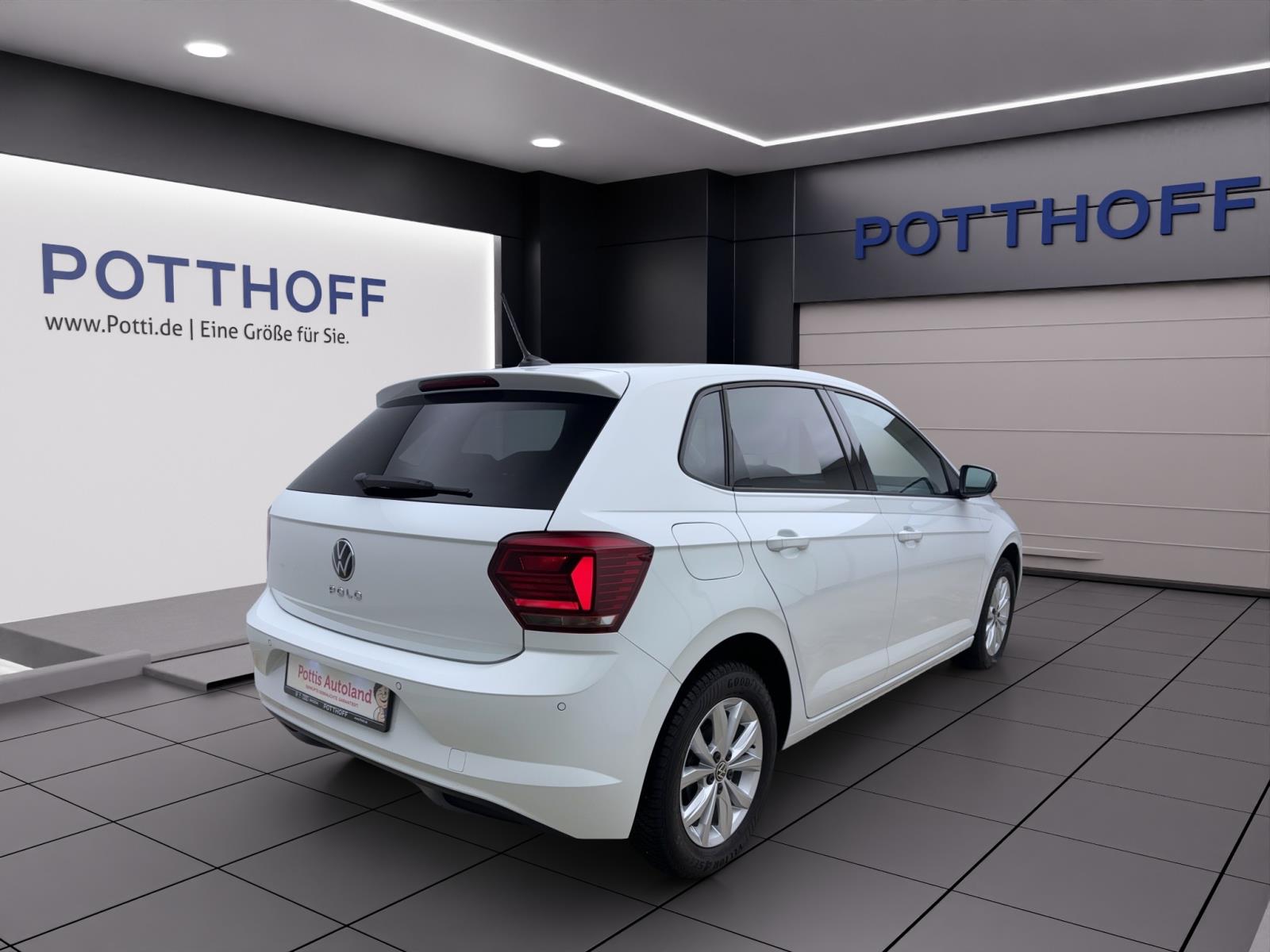 Volkswagen Polo 1.0 TSI HIGHLINE NAVI ACC PDC WINTER