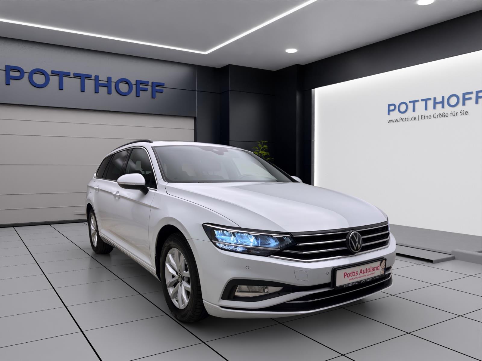 Volkswagen Passat Variant 2.0 TDI DSG BUSINESS PANO AHK NAVI ACC